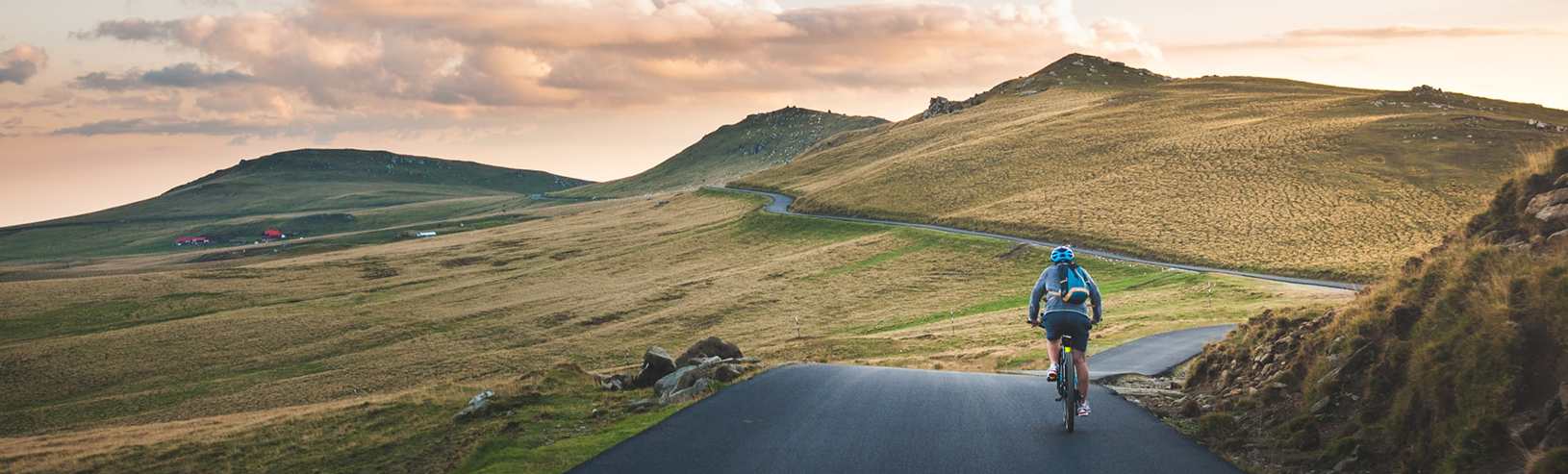 DÉCOUVREZ LES ALPES À VÉLO !